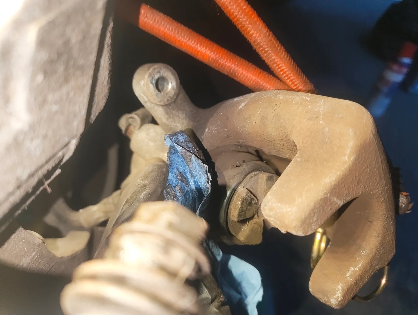 Cleaning caliper boot