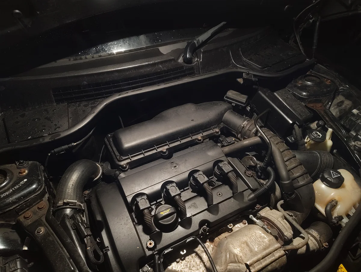 Engine bay