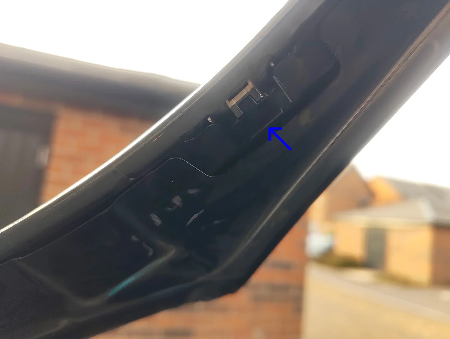 Headlight trim clip unlocked