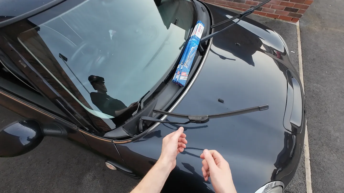 Nineteen inch bosch wiper blade with a clasp