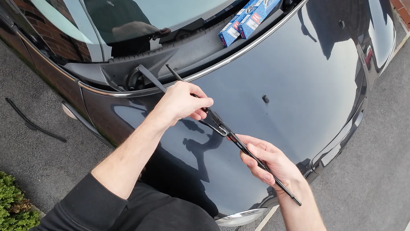 Threading nineteen inch bosch wiper blade onto wiper arm