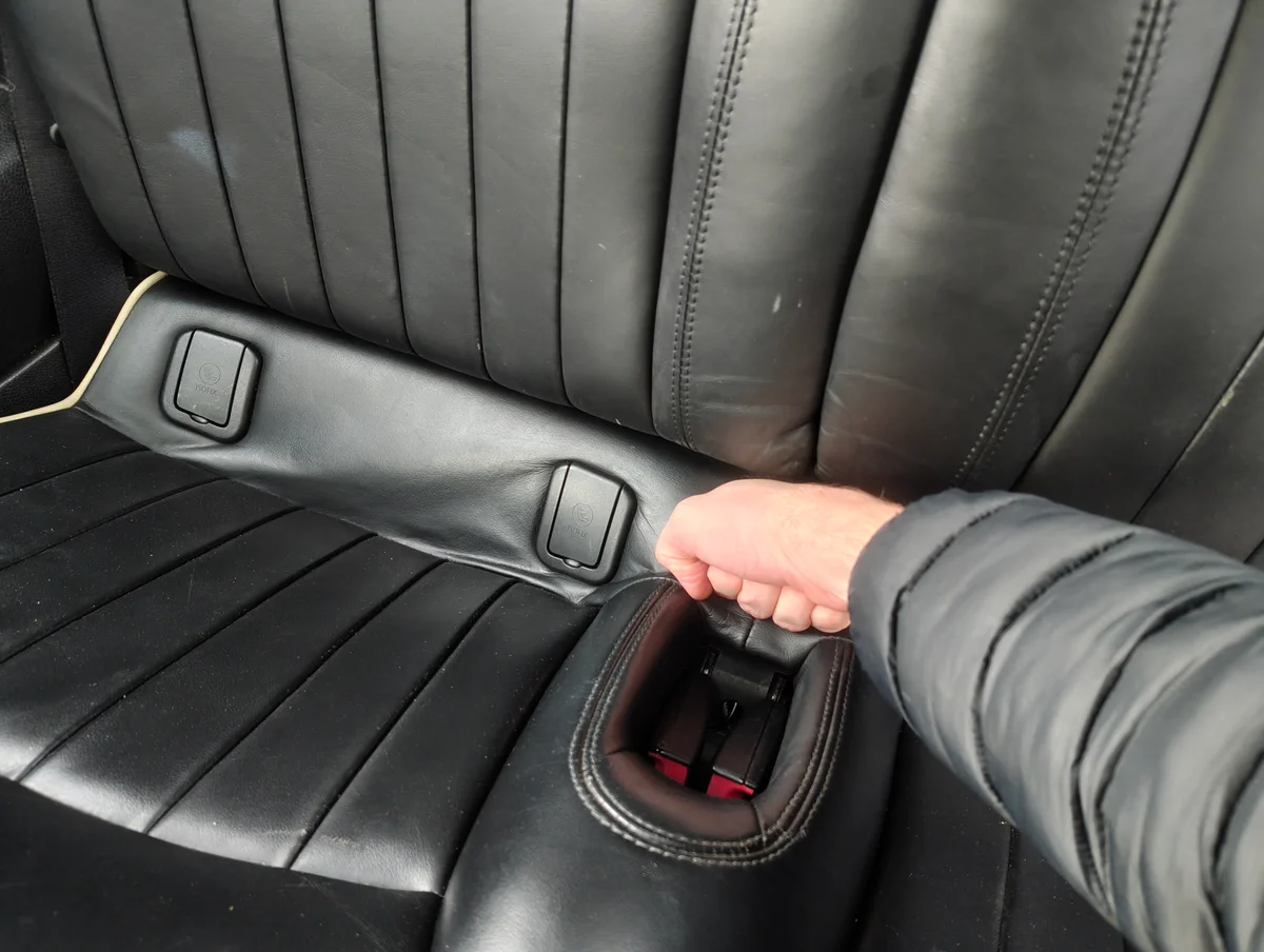 Unhooking rear seat bottom